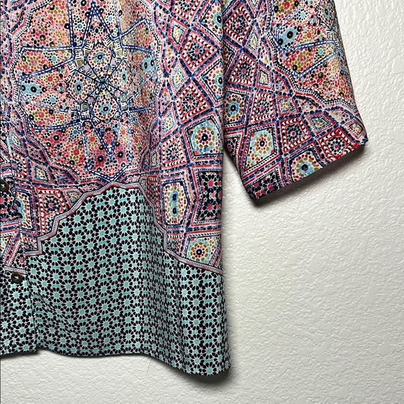 Maeve Anthropologie Pink Blue Geometric Silk Button Back Blouse Top Size 12 - Picture 4 of 6